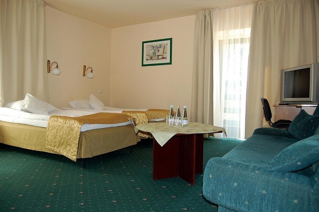 Hotel Dorrian Poznan Habitación foto